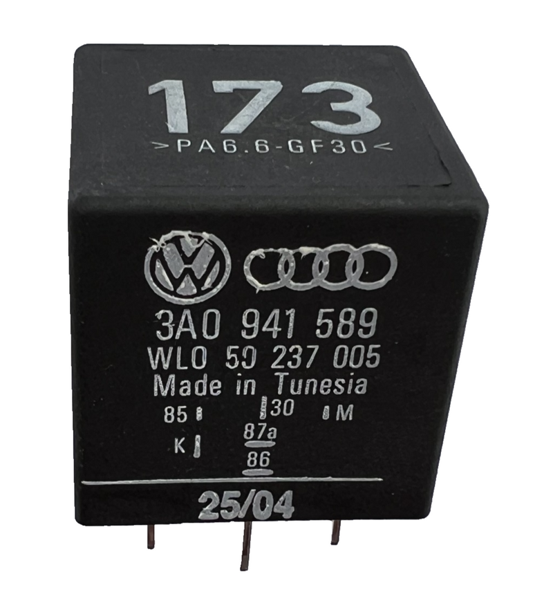99-02 Volkswagen Cabrio Daytime Running Lights Relay 3A0 941 589, WL0 50 237 005