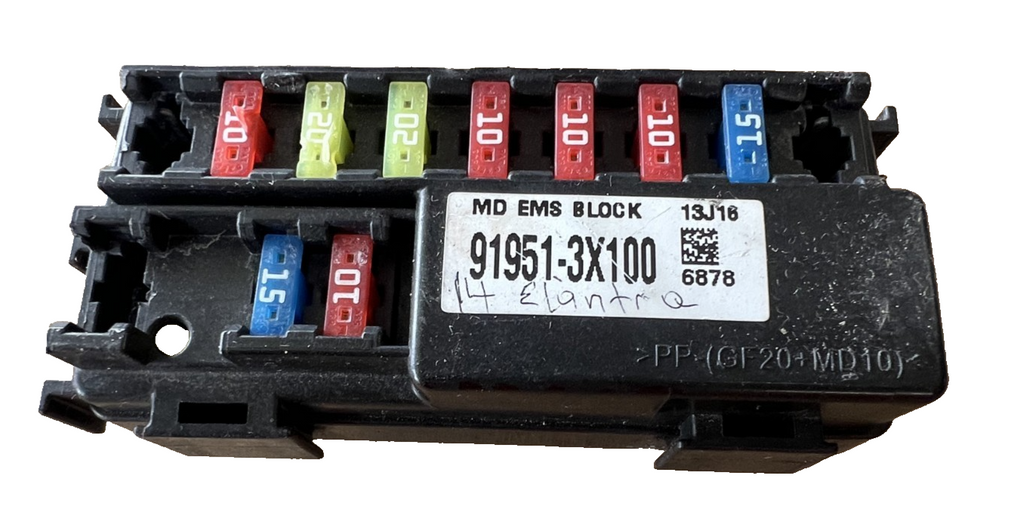 2014-2016 Hyundai Elantra Engine Module System EMS Fuse Box 91951 3X100