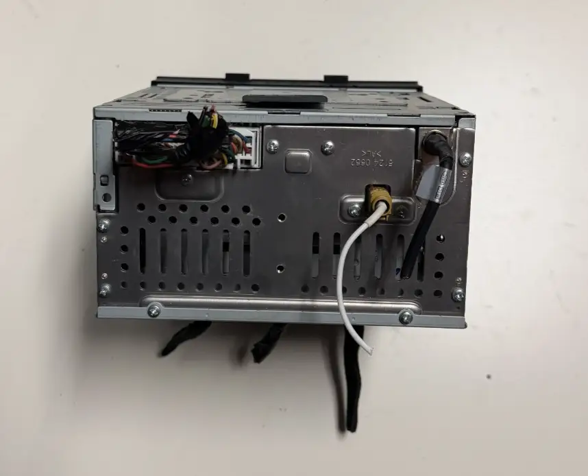 2012-2013 Kia Soul Radio Stereo MP3 CD Player 96170-2K110WK, AC110CSAN Black by Kia