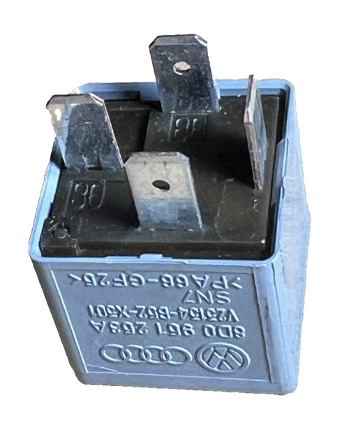 1985-1999 Volkswagen Passat Multifunctional Relay #373 8D0 951 253A