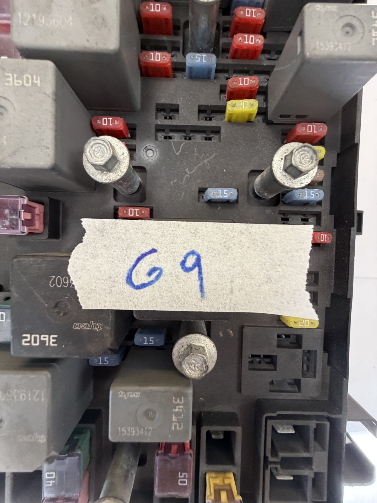 06 2006 Chevrolet Cobalt 2.4L Engine Fuse Box Fusebox Junction Box