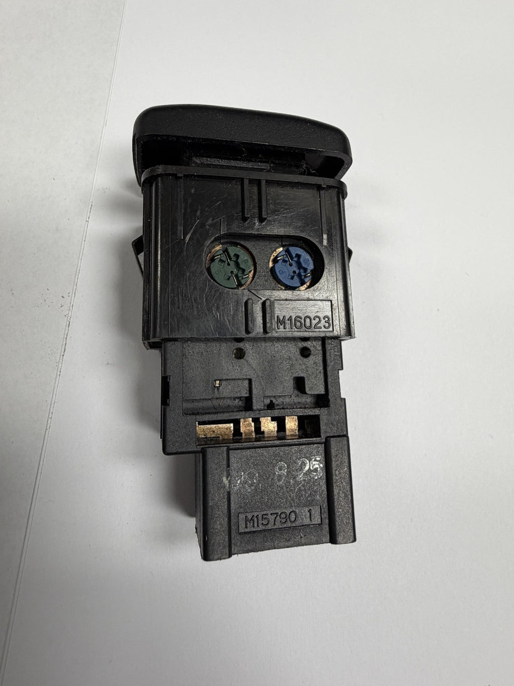 Fog Light Switch Control Button M16023, M15790 fits 2001-2006 Acura MDX