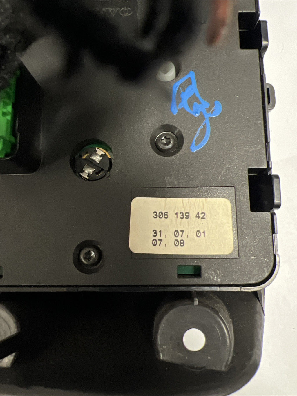 00 01 02 03 04 Volvo S40 Headlight Fog Lamp Control with Vent OEM 30613942