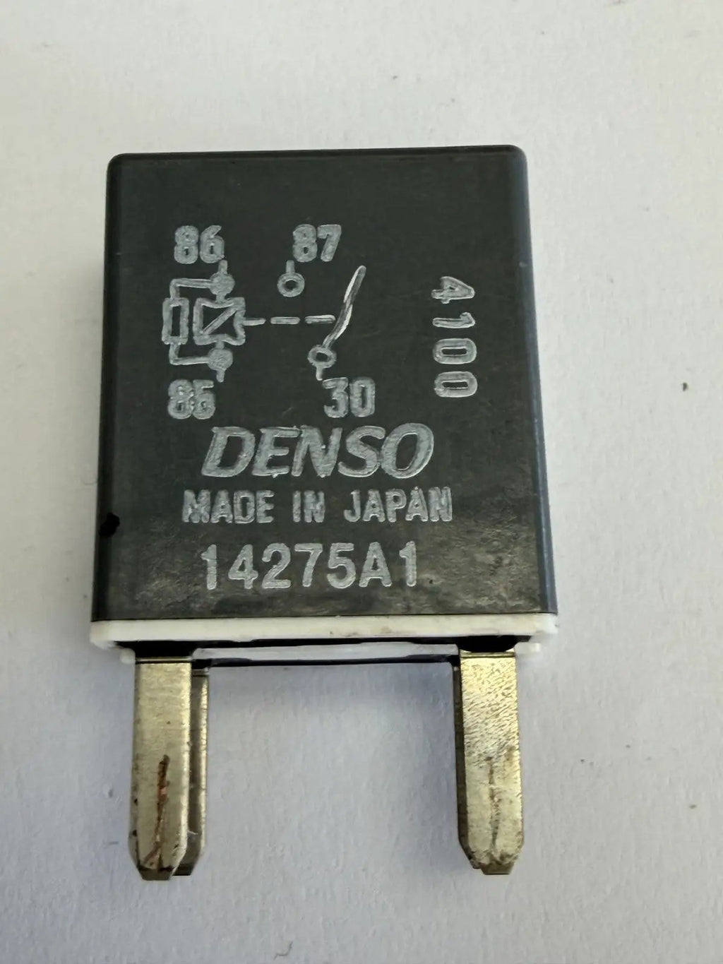 Denso 4 Pin Automotive Relay 14275A1, 5810-0717 for Chevrolet Sail Malibu Cruze by DENSO