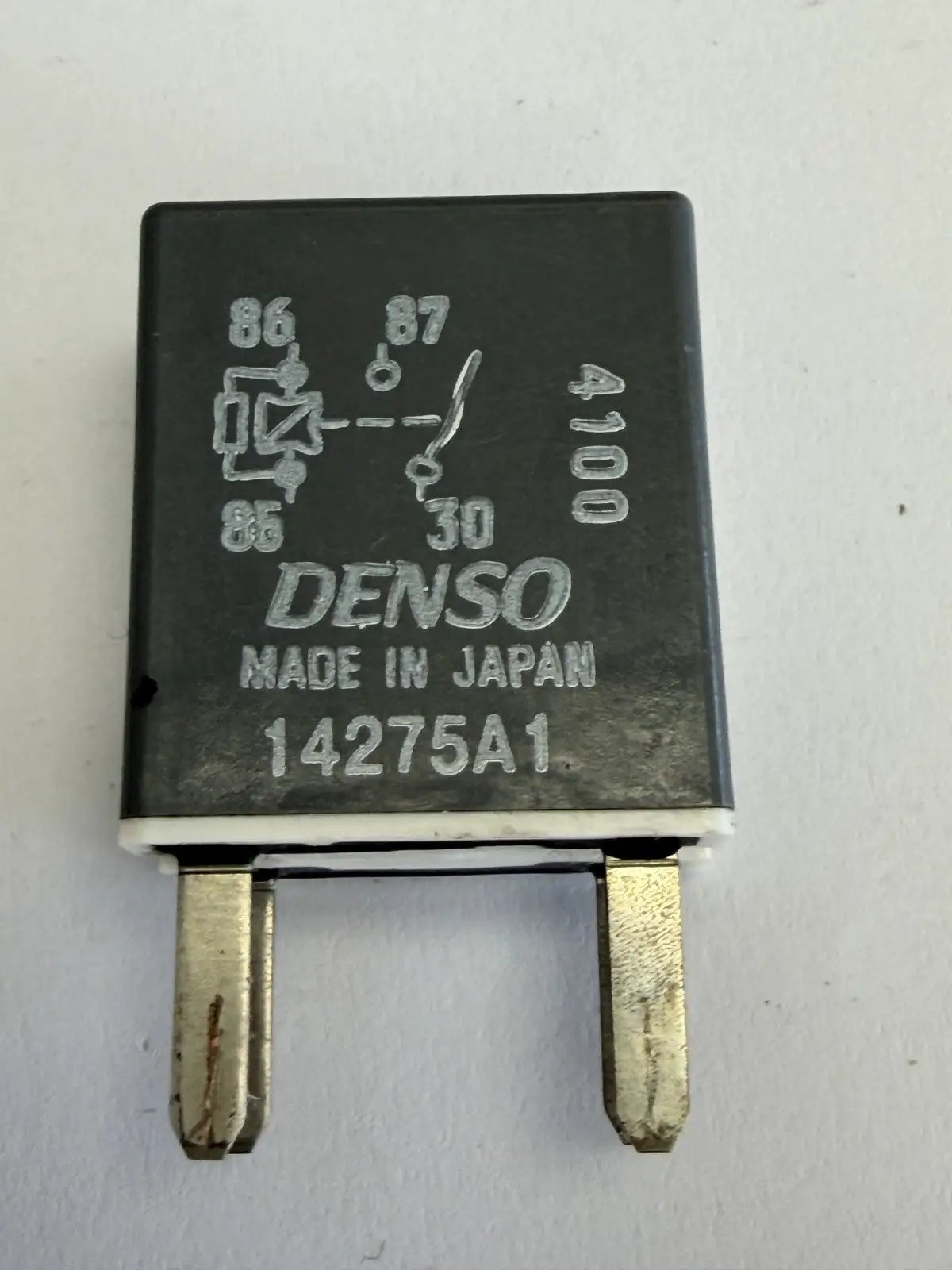 Denso 4 Pin Automotive Relay 14275A1, 5810-0717 for Chevrolet Sail Malibu Cruze by DENSO