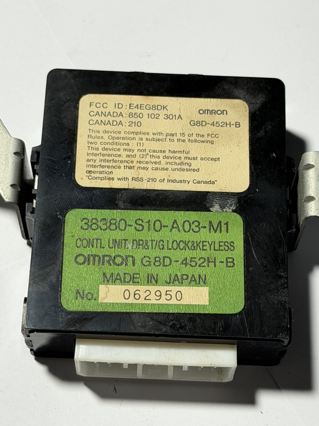 97 98 99 00 01 Honda CRV Door Control Keyless Entry Module 38380 S10 A03 M1