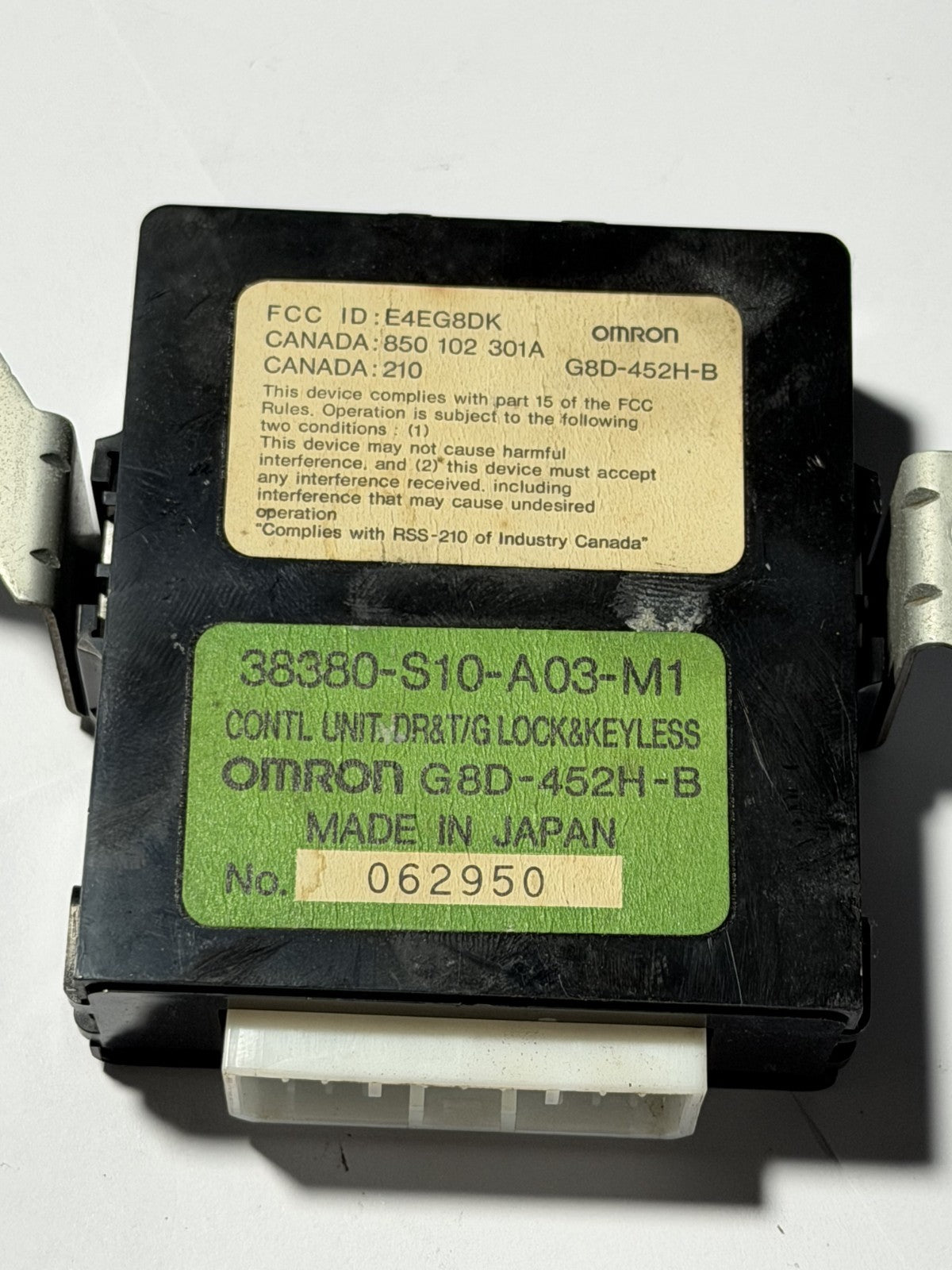 97 98 99 00 01 Honda CRV Door Control Keyless Entry Module 38380 S10 A03 M1
