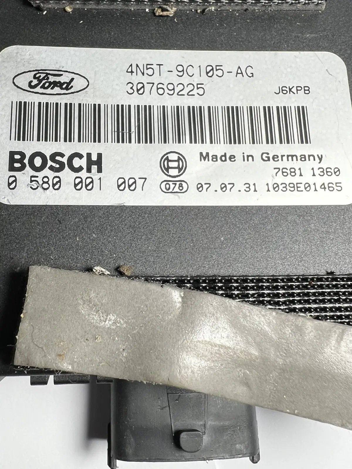 Fuel Pump Control Module 4N5T 9C105 AG fits 2004-2007 Volvo S60 S80 V70 XC70 by Bosch