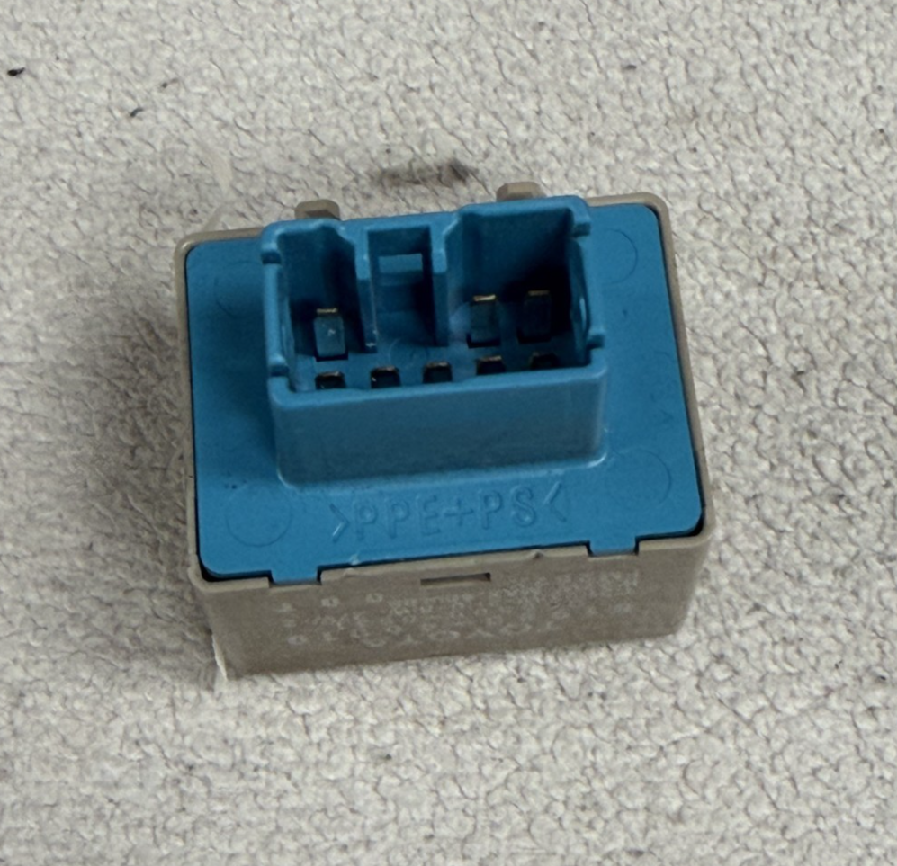 2009-2013 Toyota Corolla Turn Signal Flasher Relay 81980 46010, 066500 5531