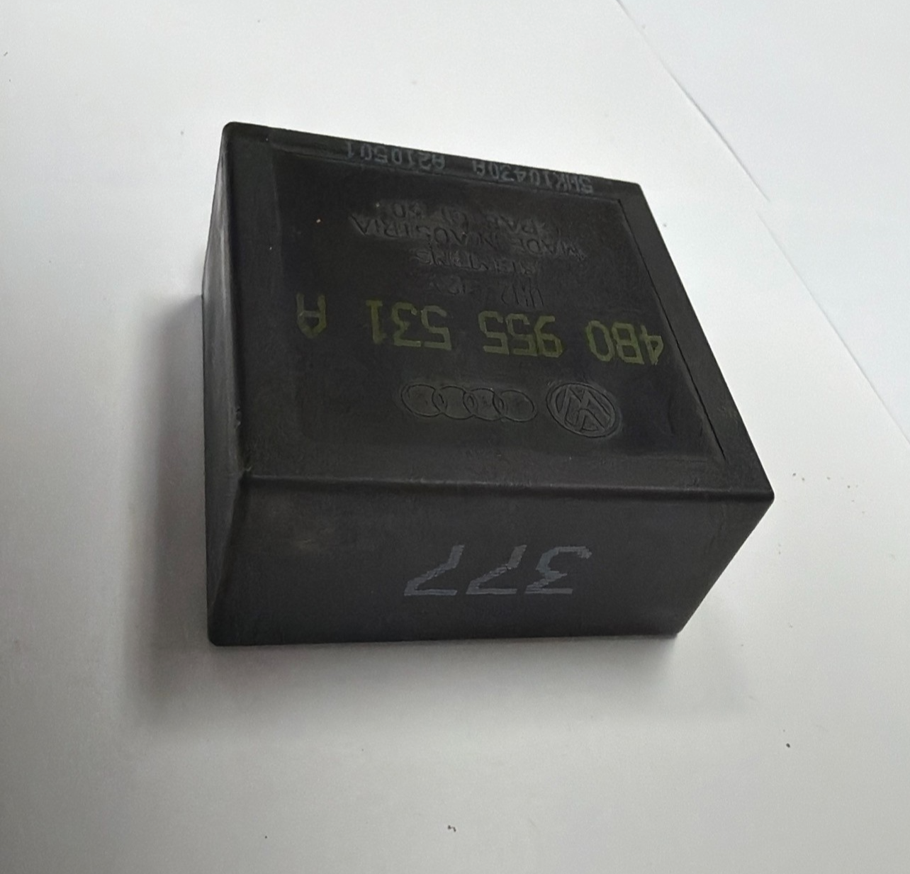 1997-2003 Volkswagen MK4 Golf Relay 12V 4B0 955 531 A, A210501 Black