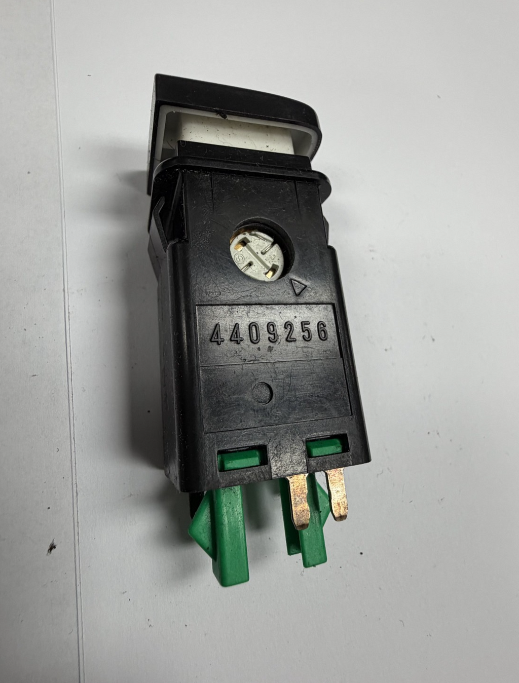 Heated Seat Switch Right 4409256 fits 94 95 96 97 98 99 00 01 02 Saab 9-3 900