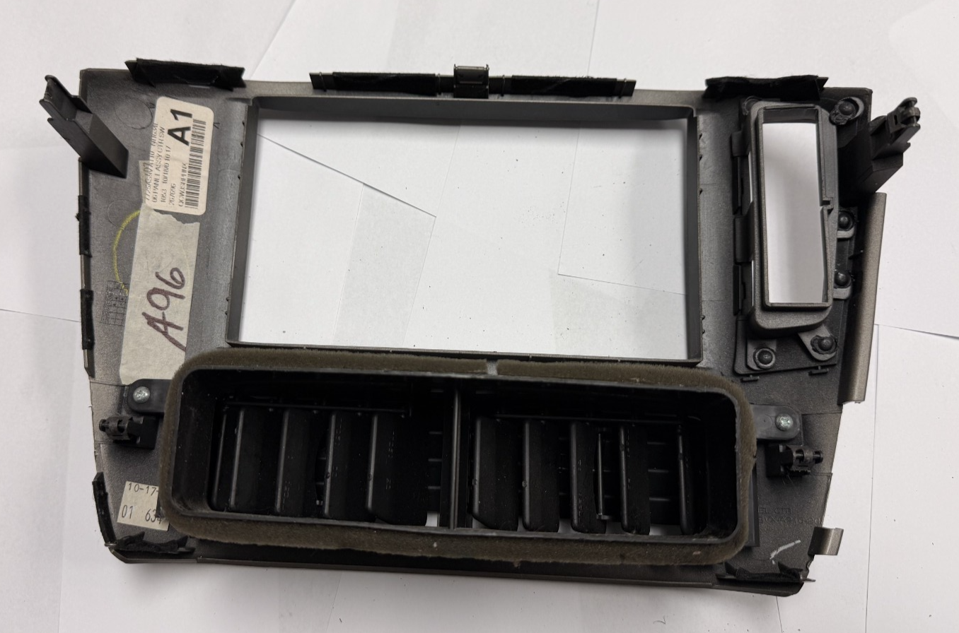 2006-2008 Honda Pilot Dash Radio AC Air Vent Bezel Trim 7725A S9V A110