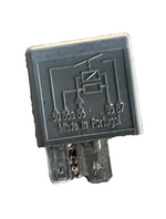 ECU Main Power Supply Relay 051971D fits 98-05 VW Passat Audi A6 Beetle