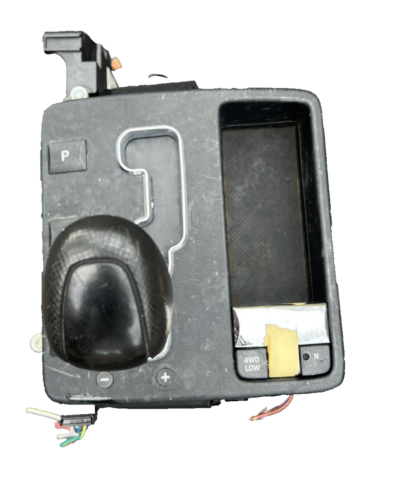 06 07 2006 2007 Jeep Grand Chrokee 4WD Floor Shifter Assembly 52124138AA