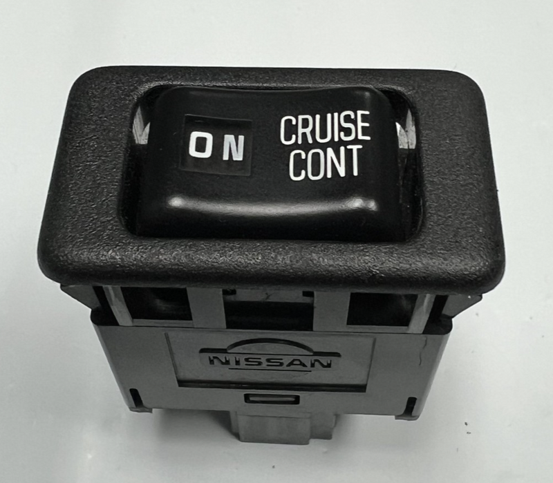 8y09w 1998 Nissan Maxima on/off switch