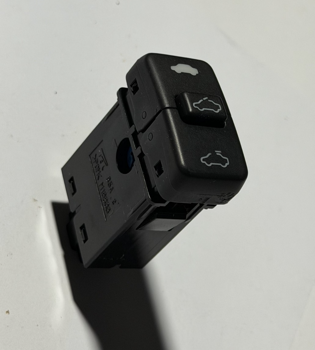 Sunroof Sun Roof Control Switch Black M19833 fits 01 02 03 04 05 Honda Civic