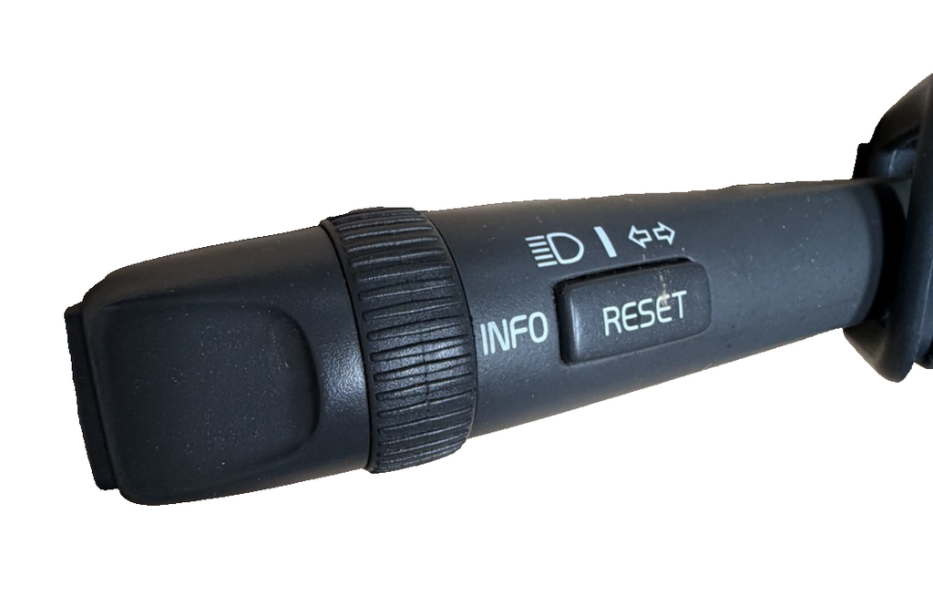 2001-2004 Volvo S60 S80 V70 XC70 Turn Signal Info Reset Switch 30798609, 08W04D