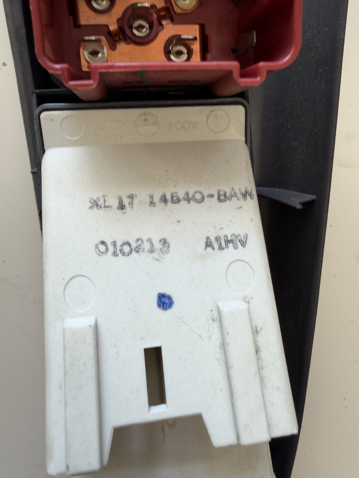 2000-2001 Ford Excursion Left Driver Master Lock Window Switch XL1T 14540 BAW