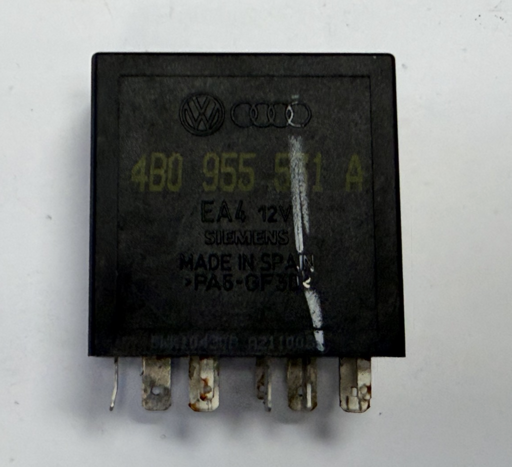 Wiper Relay 4B0 955 531 A, 5WK10430B fits Volkswagen Audi Jetta Golf GTI by Volkswagen Audi
