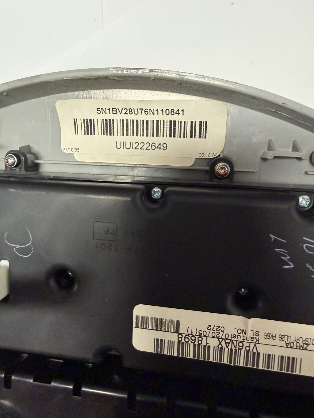 2004-2006 Nissan Quest Dash Center Climate CD SAT Radio Player Bezel Panel