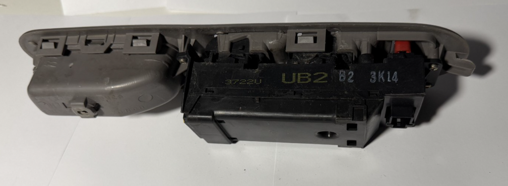 1999-2004 Honda Odyssey Front Left Driver Side Master Power Window Switch Trim