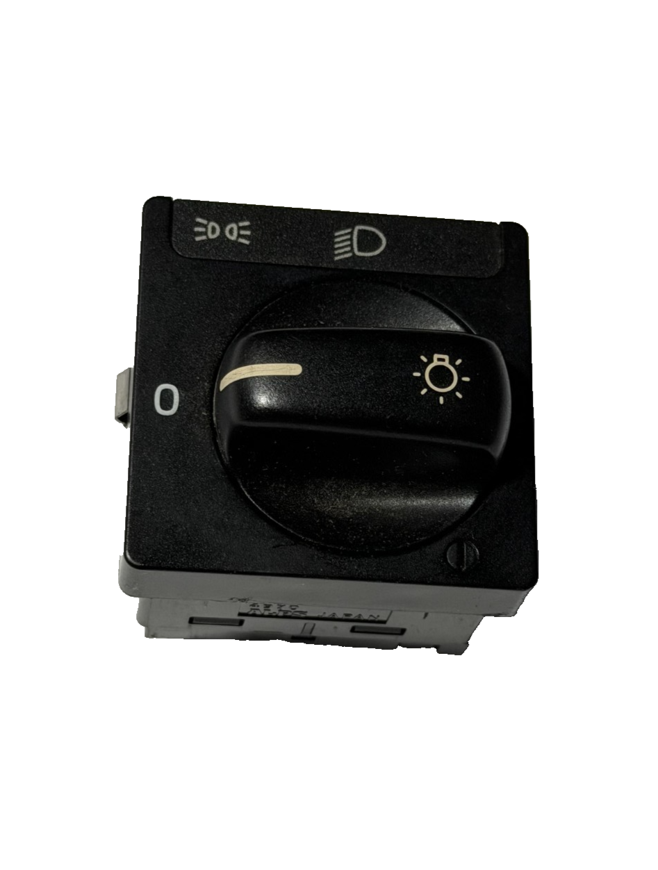 Headlight Lamp Control Switch 6849766 95W16V fits 1994-1998 Volvo 850 960 V90