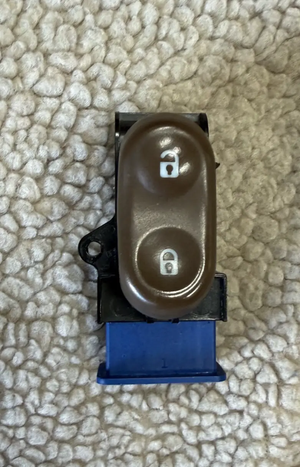 2008 Honda Pilot Driver Side Door Lock Control Switch Button OEM 71122