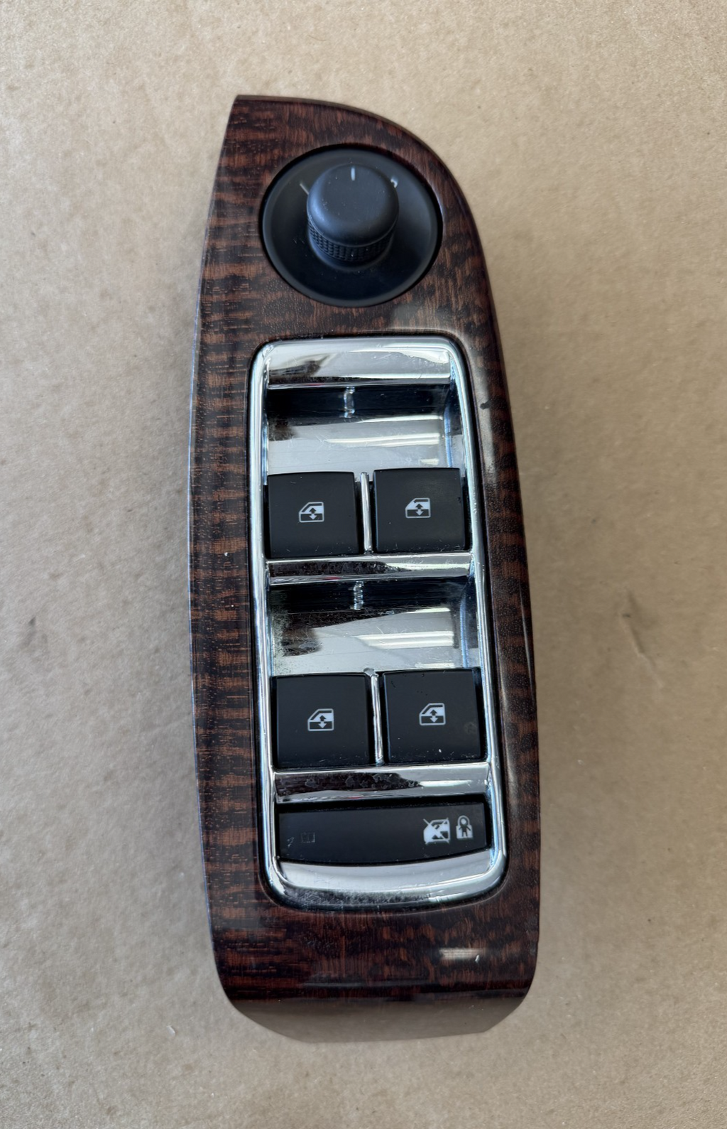2013-2014 Chevrolet Malibu Driver Left Master Power Window Switch V004284551