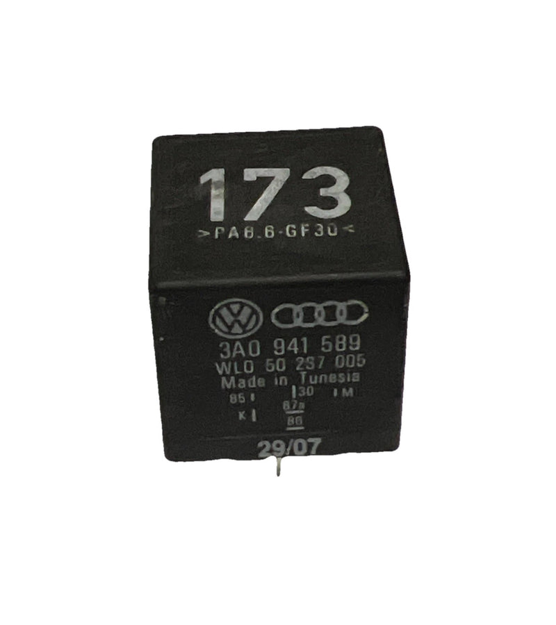 1999-2002 Volkswagen Cabrio Daytime Running Lights Relay OEM 3A0-941-589