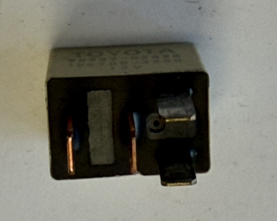 07-14 Toyota FJ Cruiser Air Conditioning Clutch Relay 90987 02028, 156700-3290 by Toyota