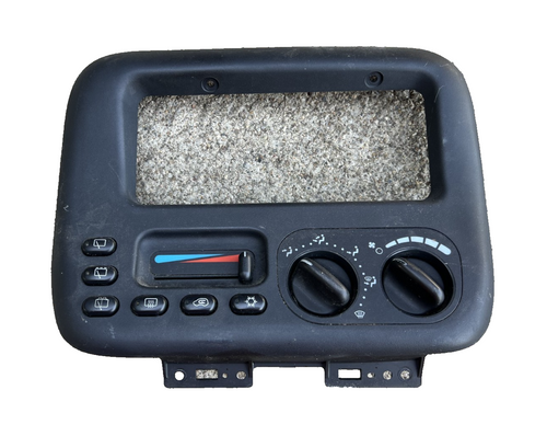 AC Heater Temperature Climate Control 04677915AB fits 99-00 Dodge Grand Caravan