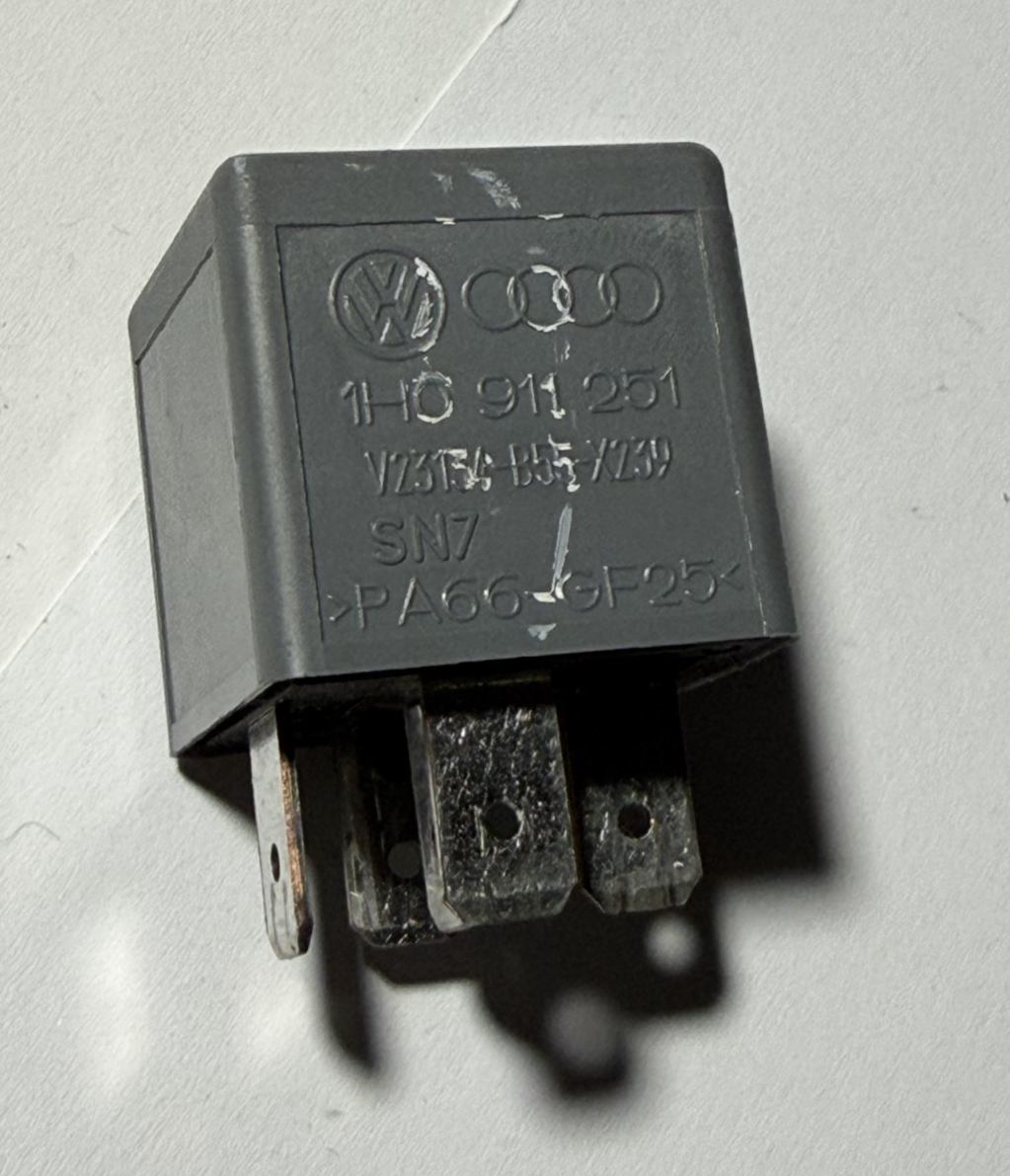 Accessory Power Starter Relay #126 1H0 911 251 fits 2003-2010 Volkswagen Beetle