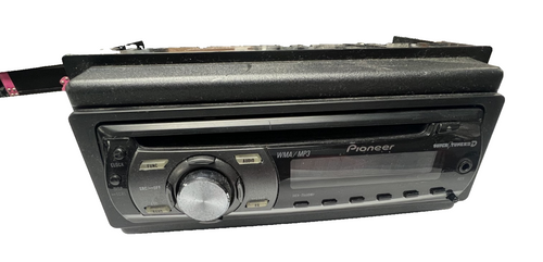Pioneer In-Dash Car Stereo Receiver CD MP3 AUX AM FM DEH-2000MP