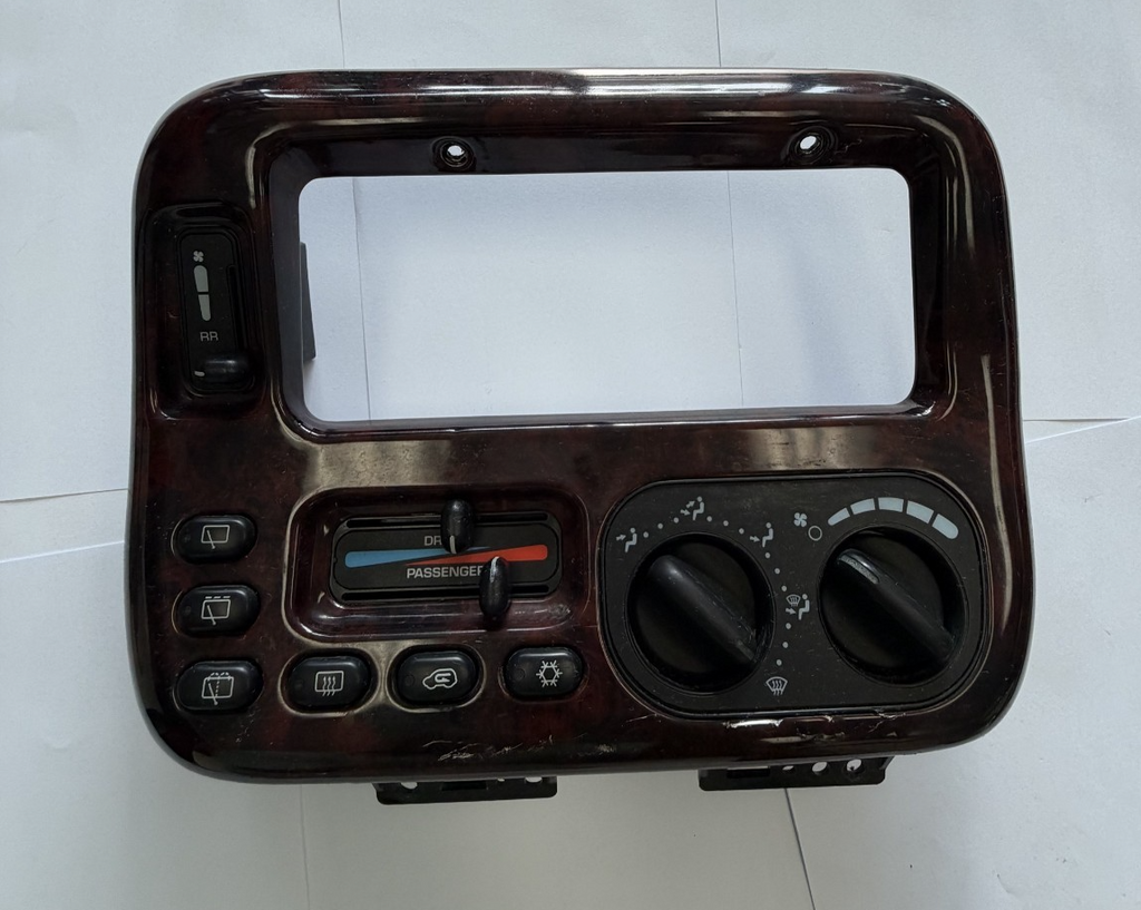 99-00 Chrysler Town & Country AC Heater Climate Control Trim 04677966AB
