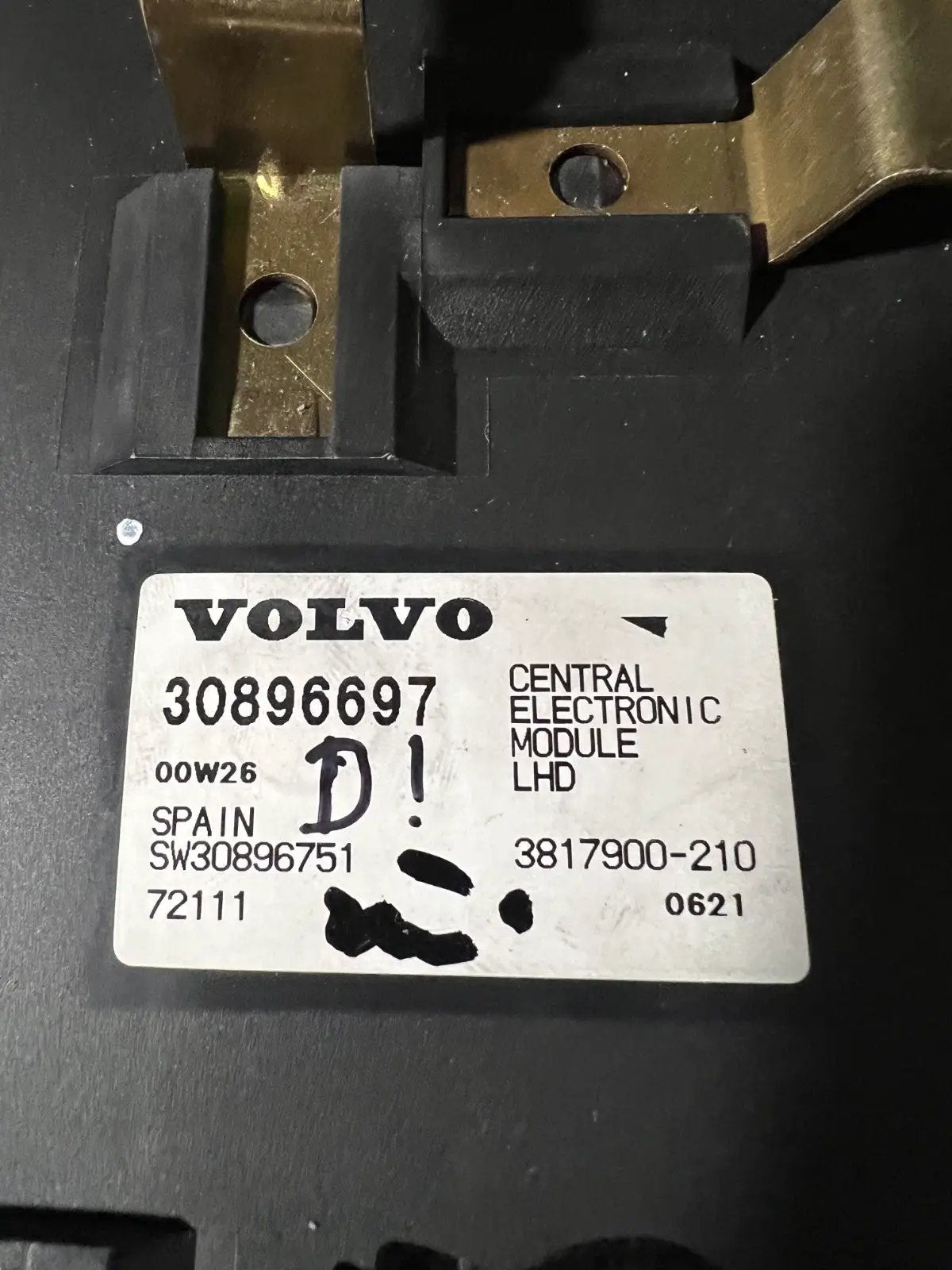 Central Electrical Module 30896697 fits 2000 2001 2002 2003 2004 Volvo S40 by Volvo