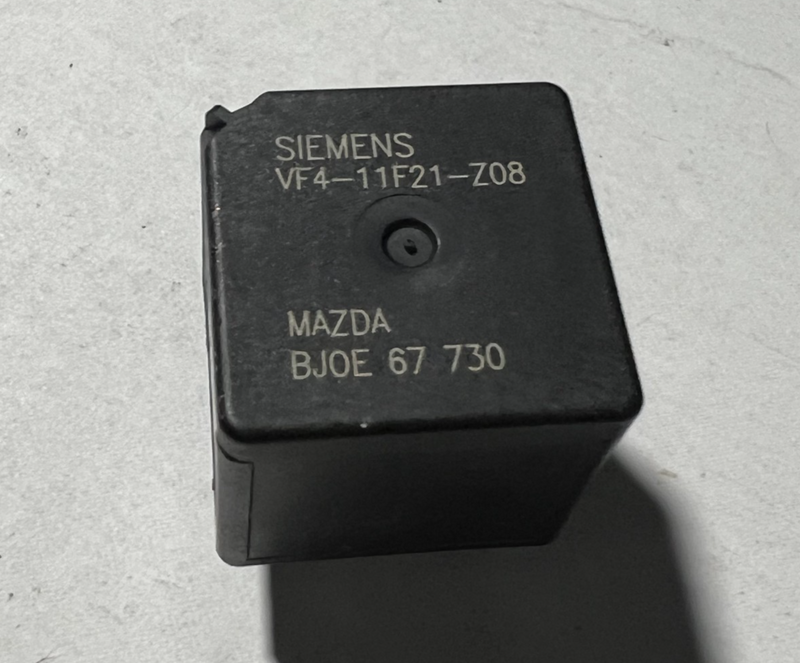 Siemens 4 Pin Multi-Purpose Control Relay VF4 11F21 Z08, BJ0E 67 730 for Mazda