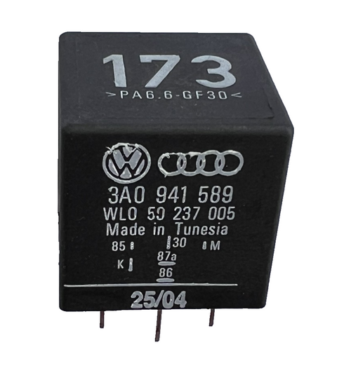 99-02 Volkswagen Cabrio Daytime Running Lights Relay 3A0 941 589, WL0 50 237 005