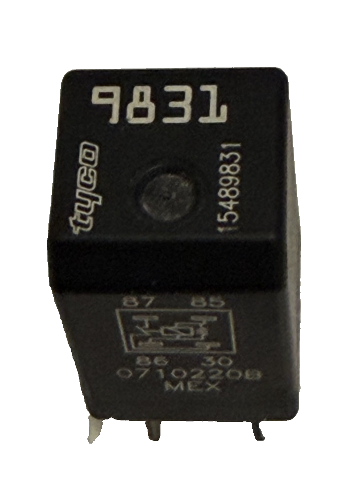 Tyco Multifunction Automotive 4-Pin Relay 15489831, 07102208 Black