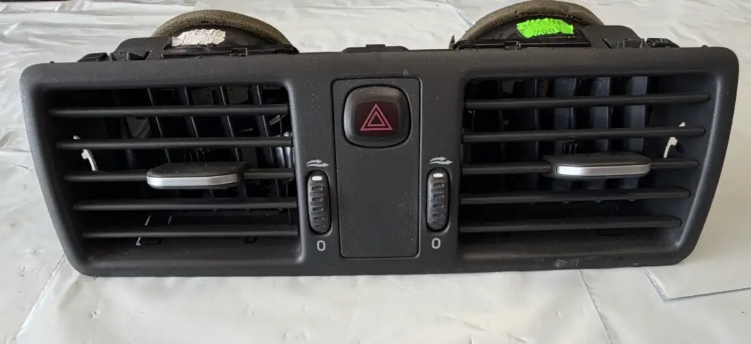 2003-2009 Volvo XC90 Dash Air Double Vent Grill Trim with Hazard Switch 3409400 by Volvo