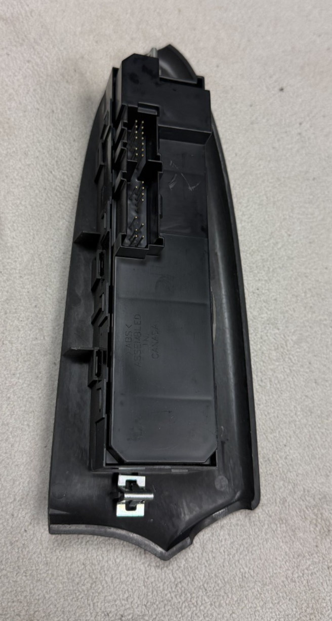 2006-2009 Chevy Trailblazer Passenger Side Right Power Window Switch 25811590