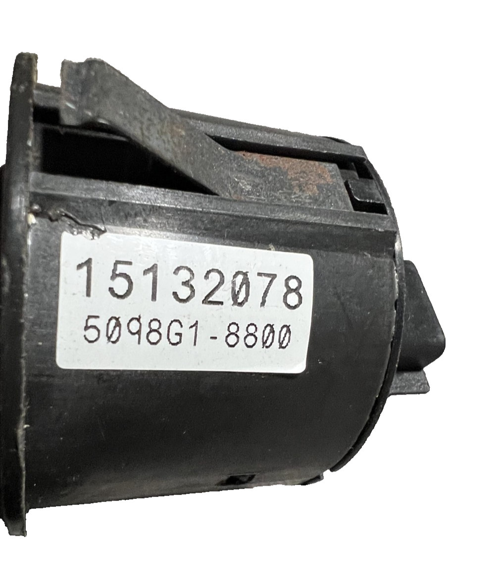 2002-2009 Chevrolet Trailblazer GMC Envoy 4 Wheel Drive Switch Selector 15132078