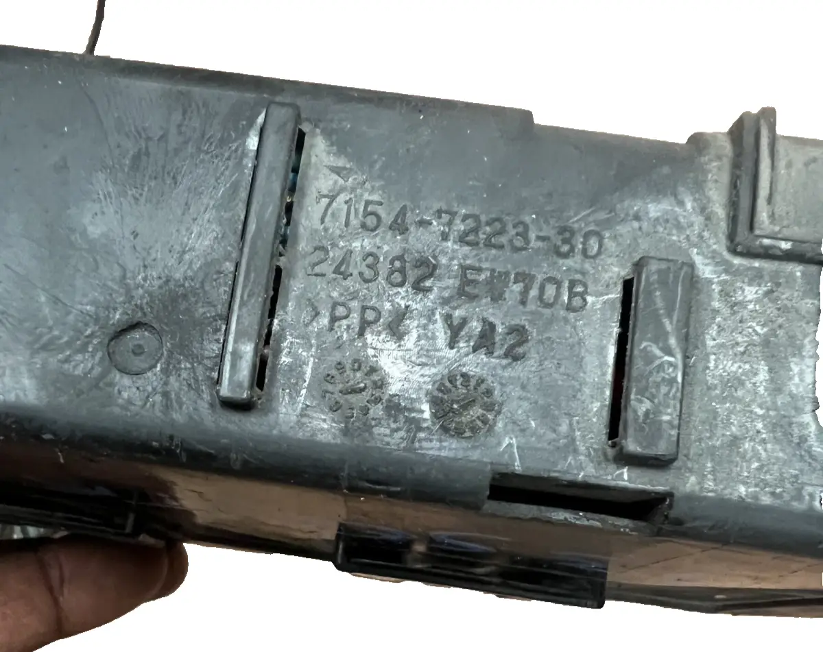 2013-2019 Nissan Sentra Fusebox Fuse Box Relay Module 24382 EW70B, 7154 7223 30 by Unbranded