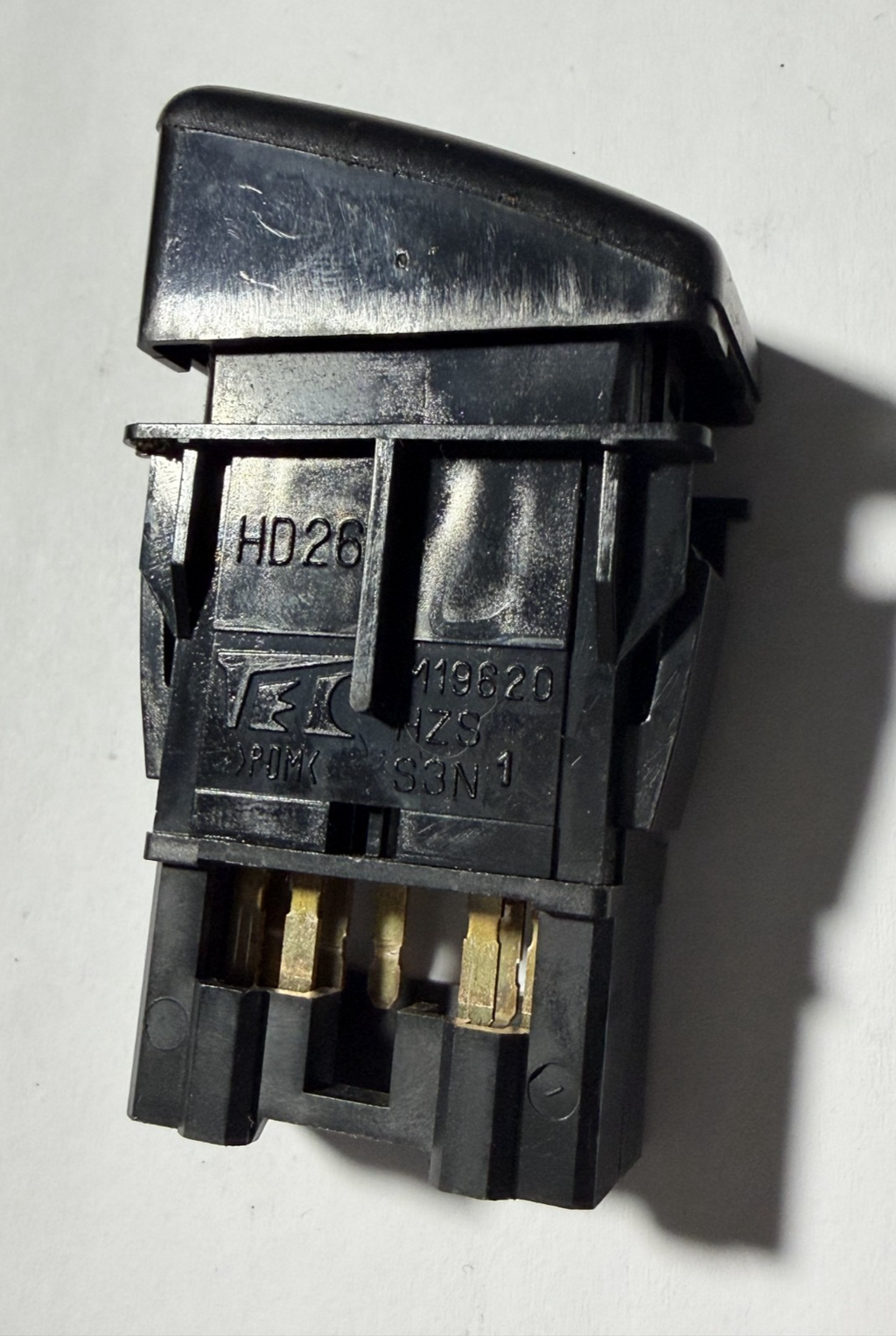 Hazard Warning Light Emergency Switch M19155, M19620 for 2003-2005 Honda Accord