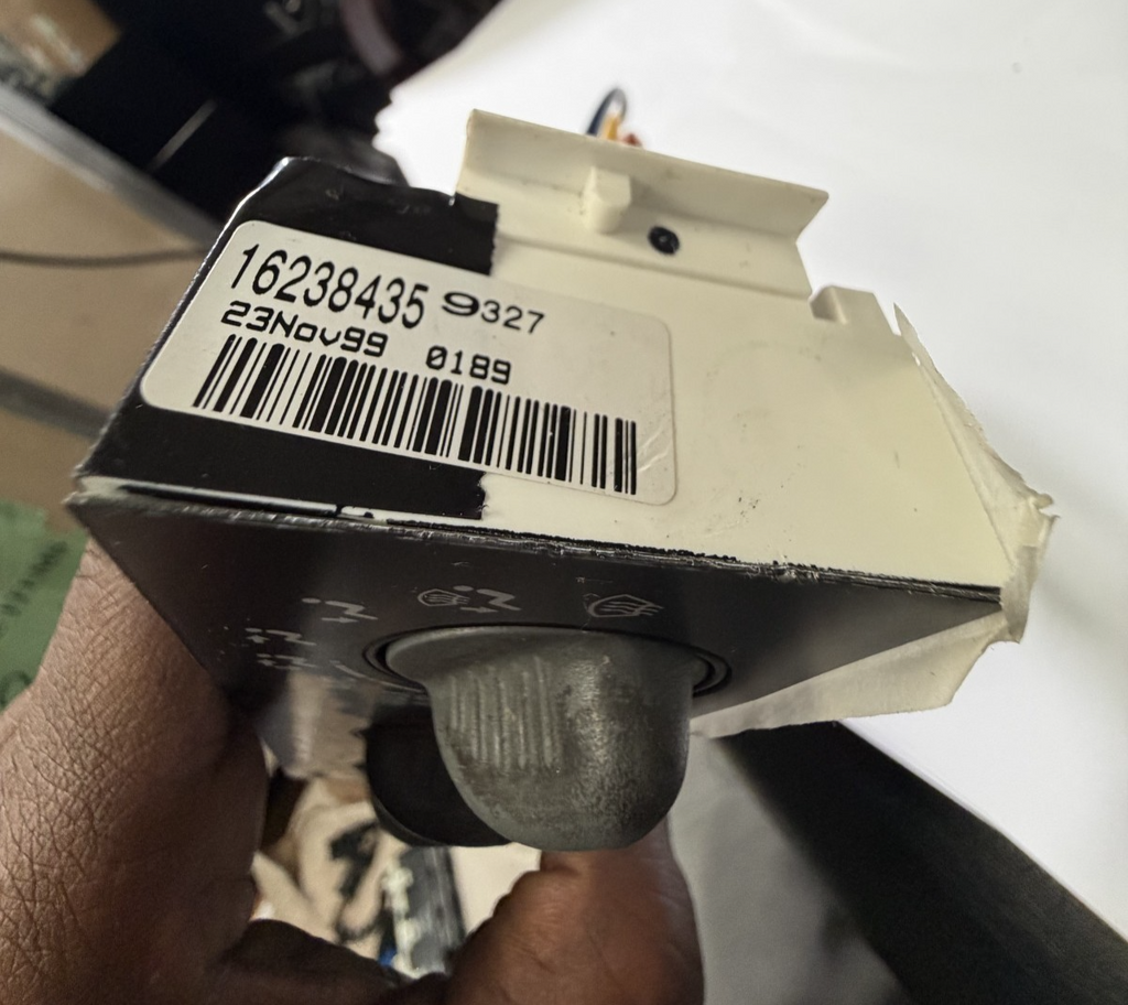 2002 Chevrolet Astro Van AC Heater Temperature Climate Control Switch 16238435
