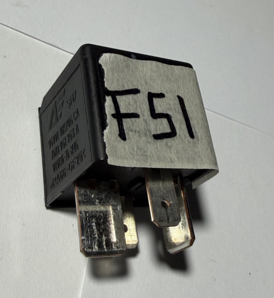 Audi A4 A6 A8 Q7 R8 Porsche 911 918 Boxster Multifunction Relay #100 7M0951253A