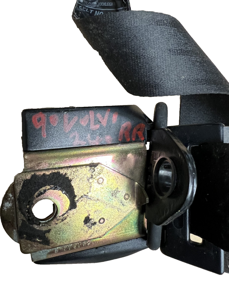90 1990 Volvo 240 Sedan Rear Right RH Seat Belt Seatbelt OEM 1388214 Black