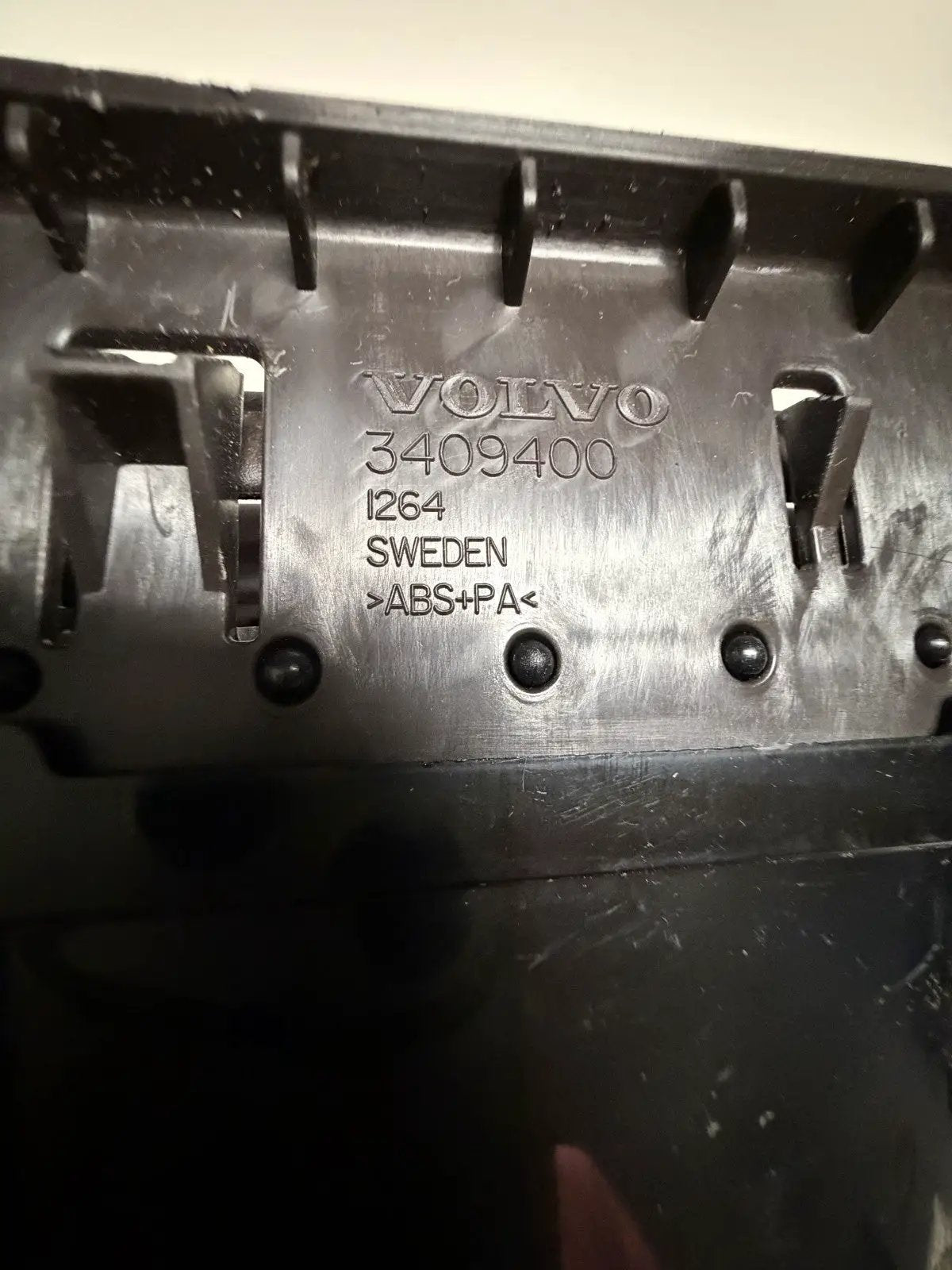 2003-2009 Volvo XC90 Air Double Vent Grill Trim with Hazard Switch 3409400 by Volvo