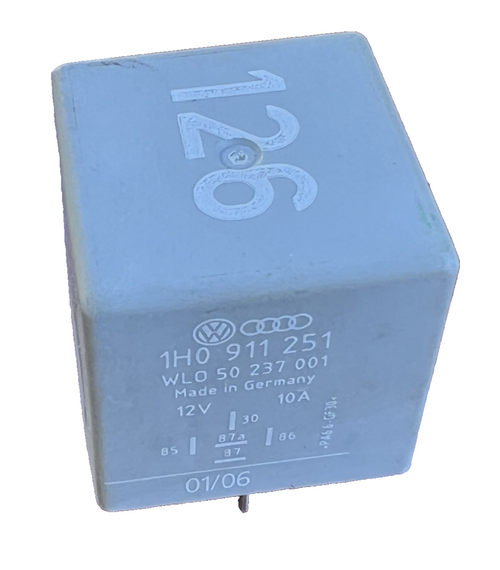#126 Relay 12V 10A 1H0 911 251 fits 2000 2001 2002 2003 2004 2005 Audi TT