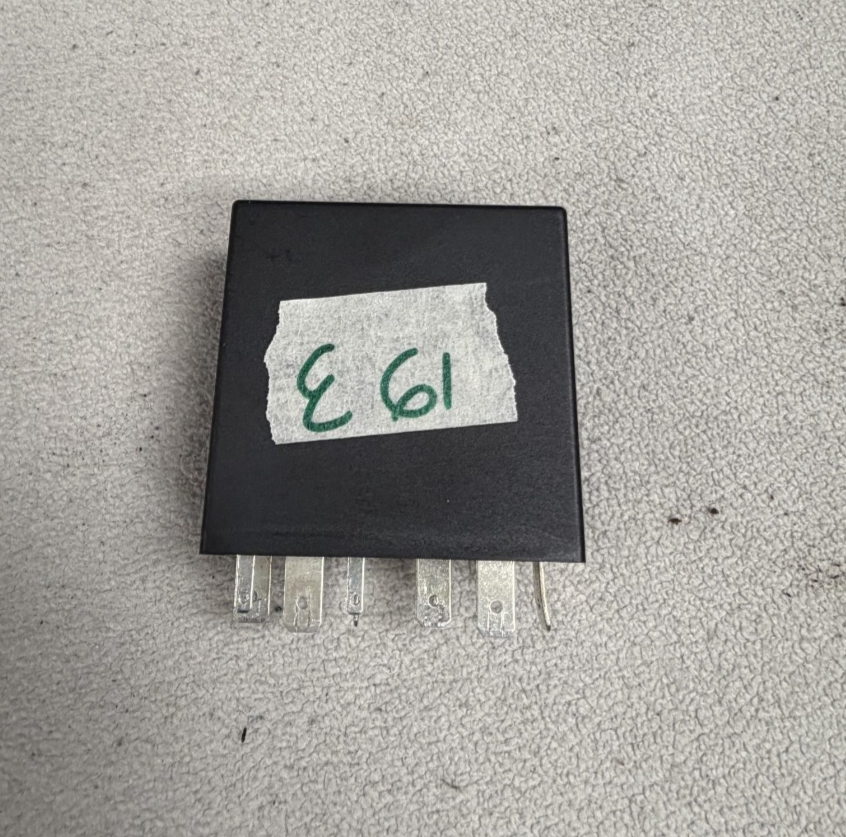 1997-2003 Volkswagen MK4 Golf Relay 12V 4B0 955 531 A, 5WK10430A Black