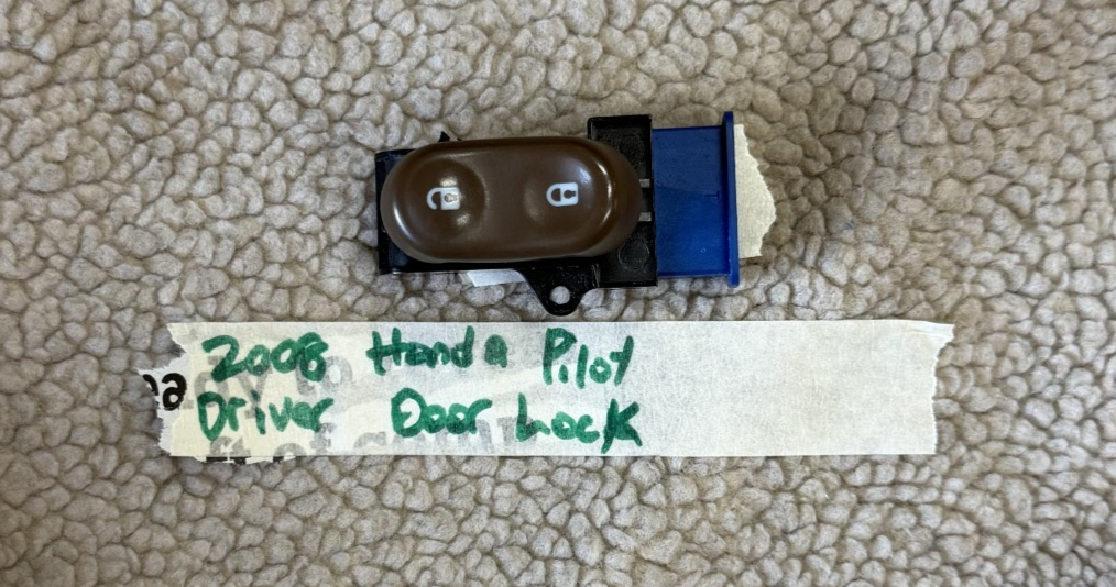 08 2008 Honda Pilot Door Lock Left Driver LH Control Switch Button 71122